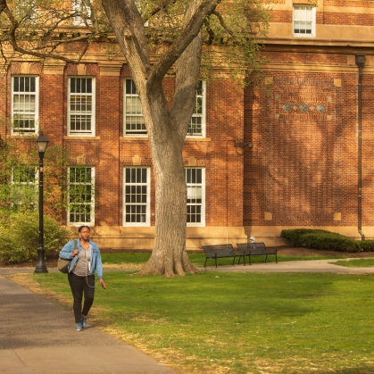 stock_ru-new-brunswick_campus-fall