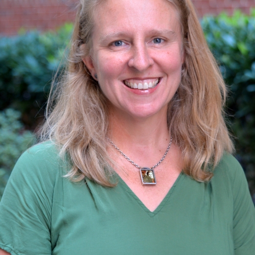 Caroline Harmon Darrow headshot