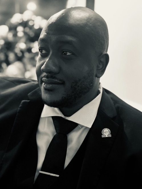 Sandile Manzini